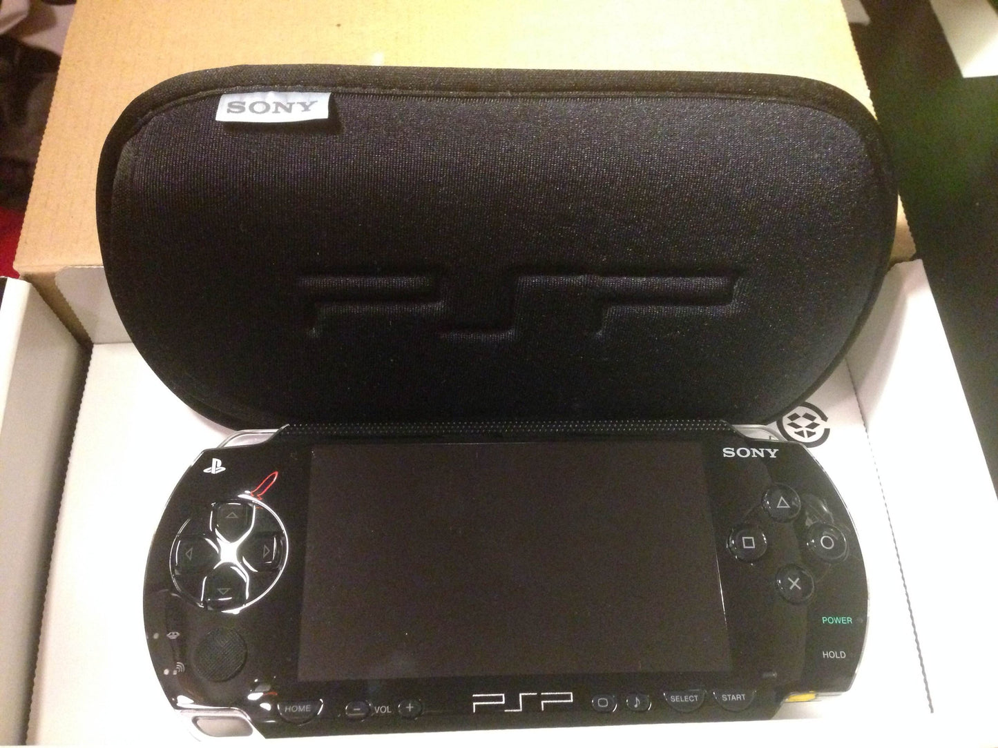 Sony PSP-1001K PlayStation Portable (PSP) Value Pack (Black)