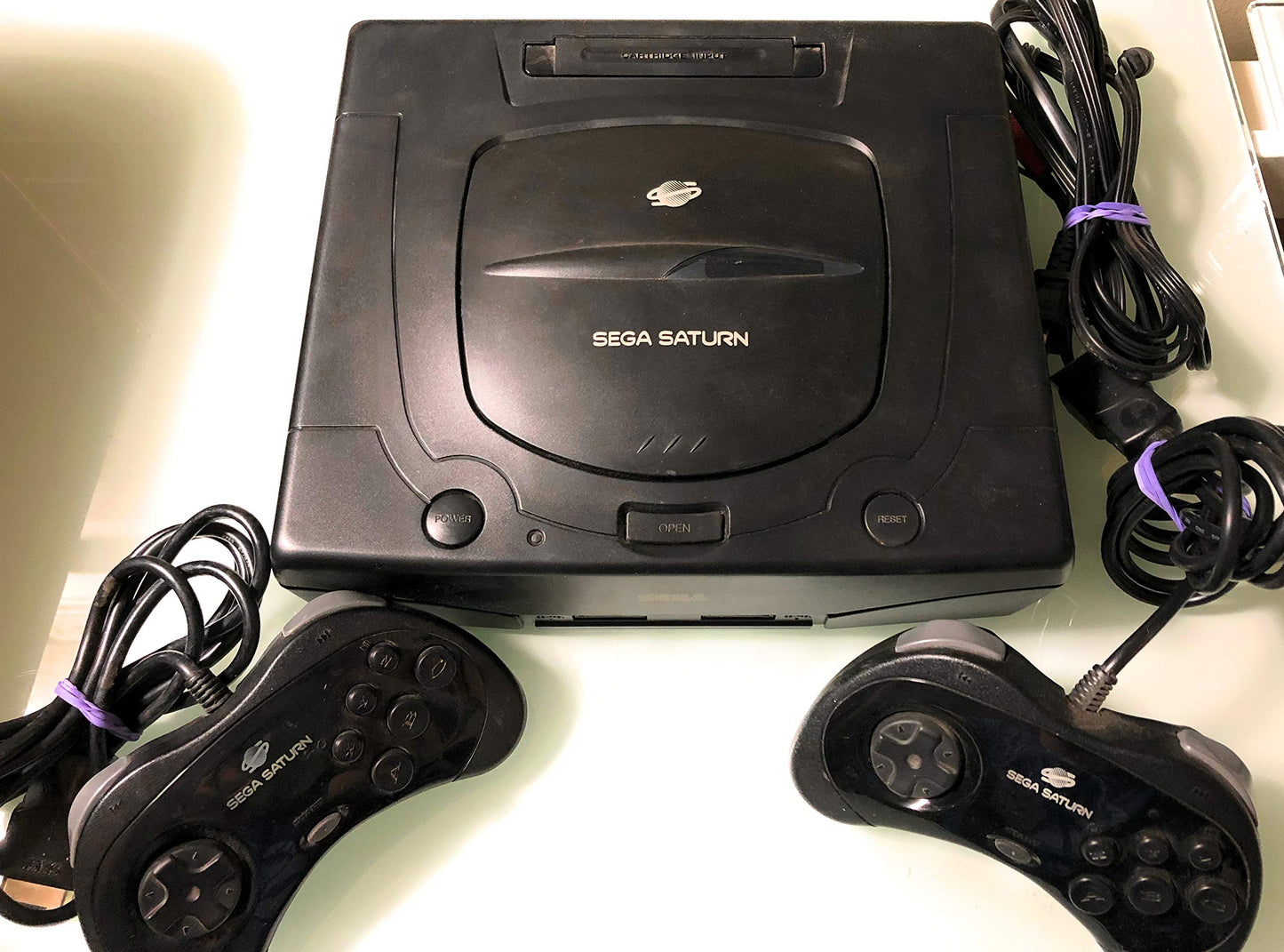 Sega Saturn System - Video Game Console