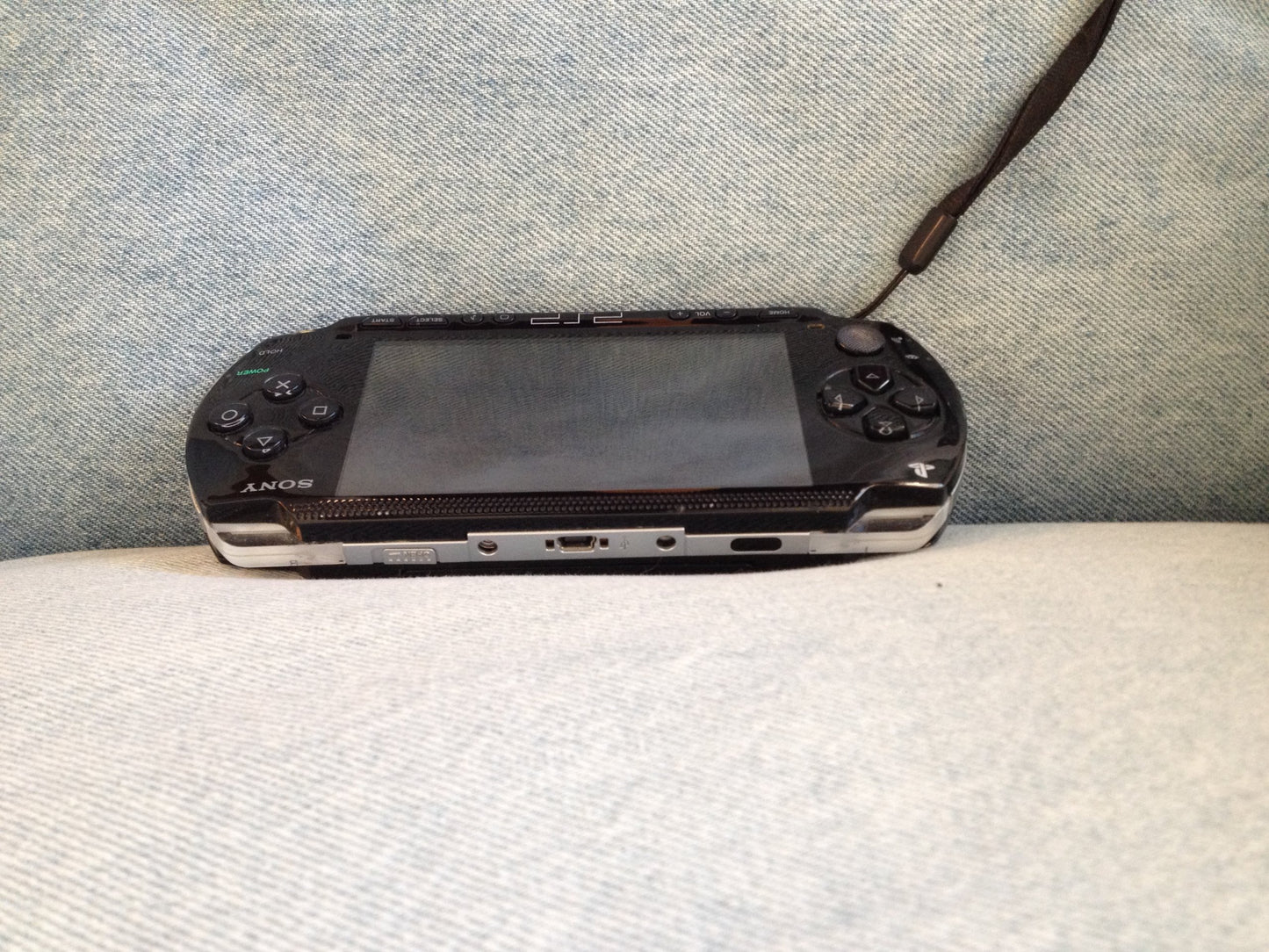 Sony PSP-1001K PlayStation Portable (PSP) System (Black)